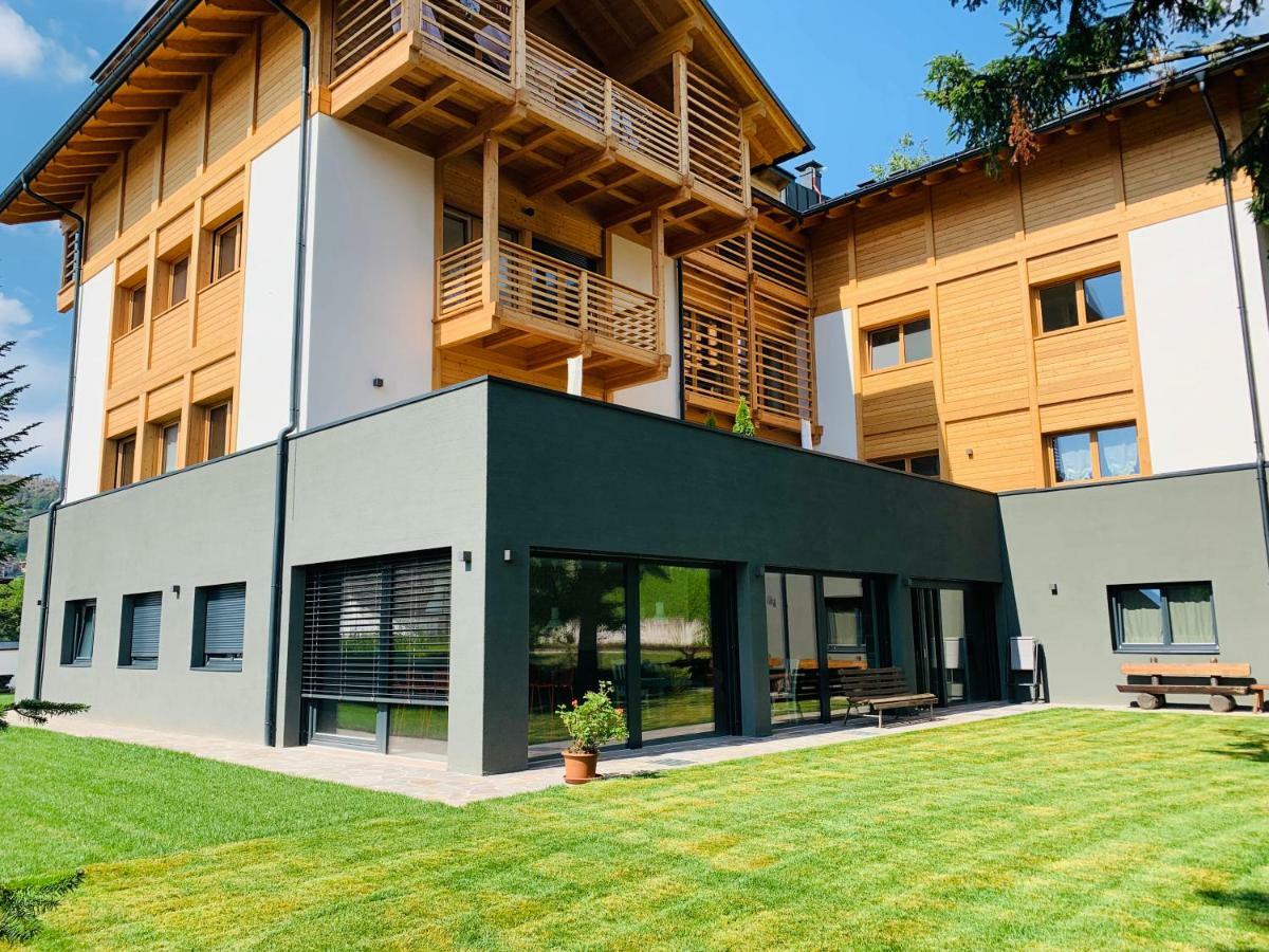 Appartamenti E B&B Casa Ester Baselga di Pinè Eksteriør bilde