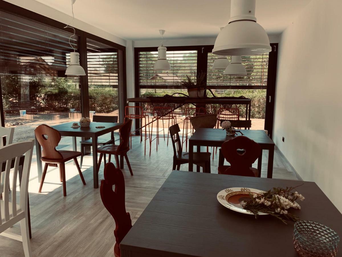 Appartamenti E B&B Casa Ester Baselga di Pinè Eksteriør bilde